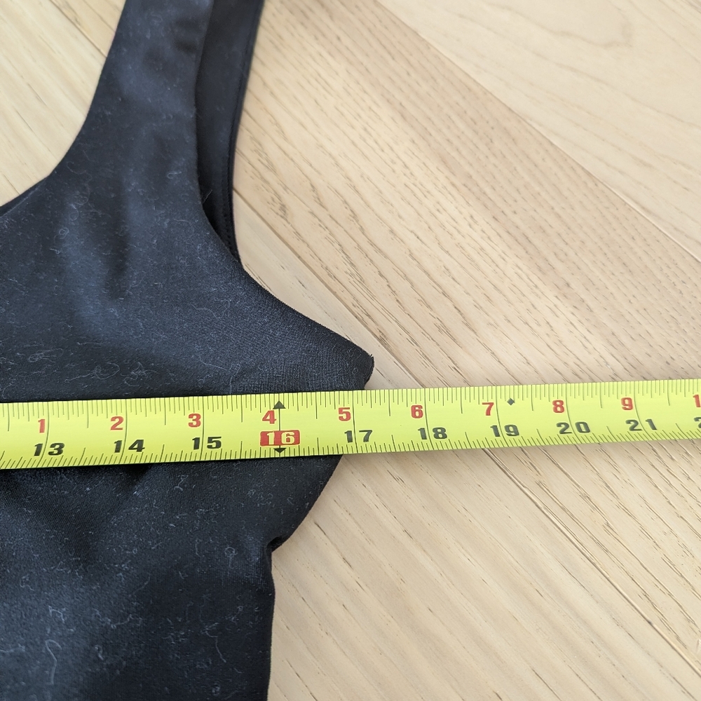 2 x Fabletics XL Oasis Twist Tops Black - Picture 7 of 11